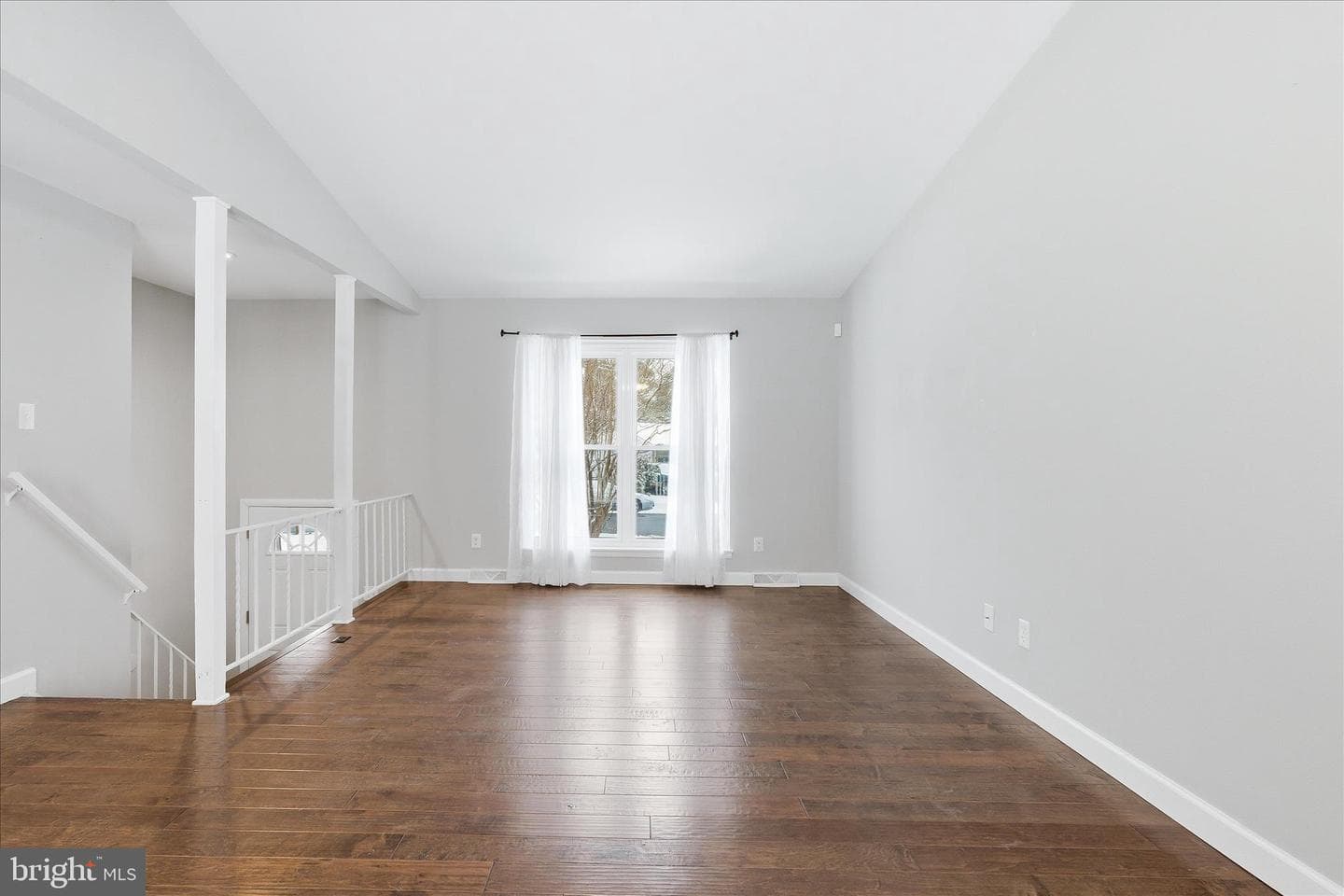 22380 Gough Terrace photo 6