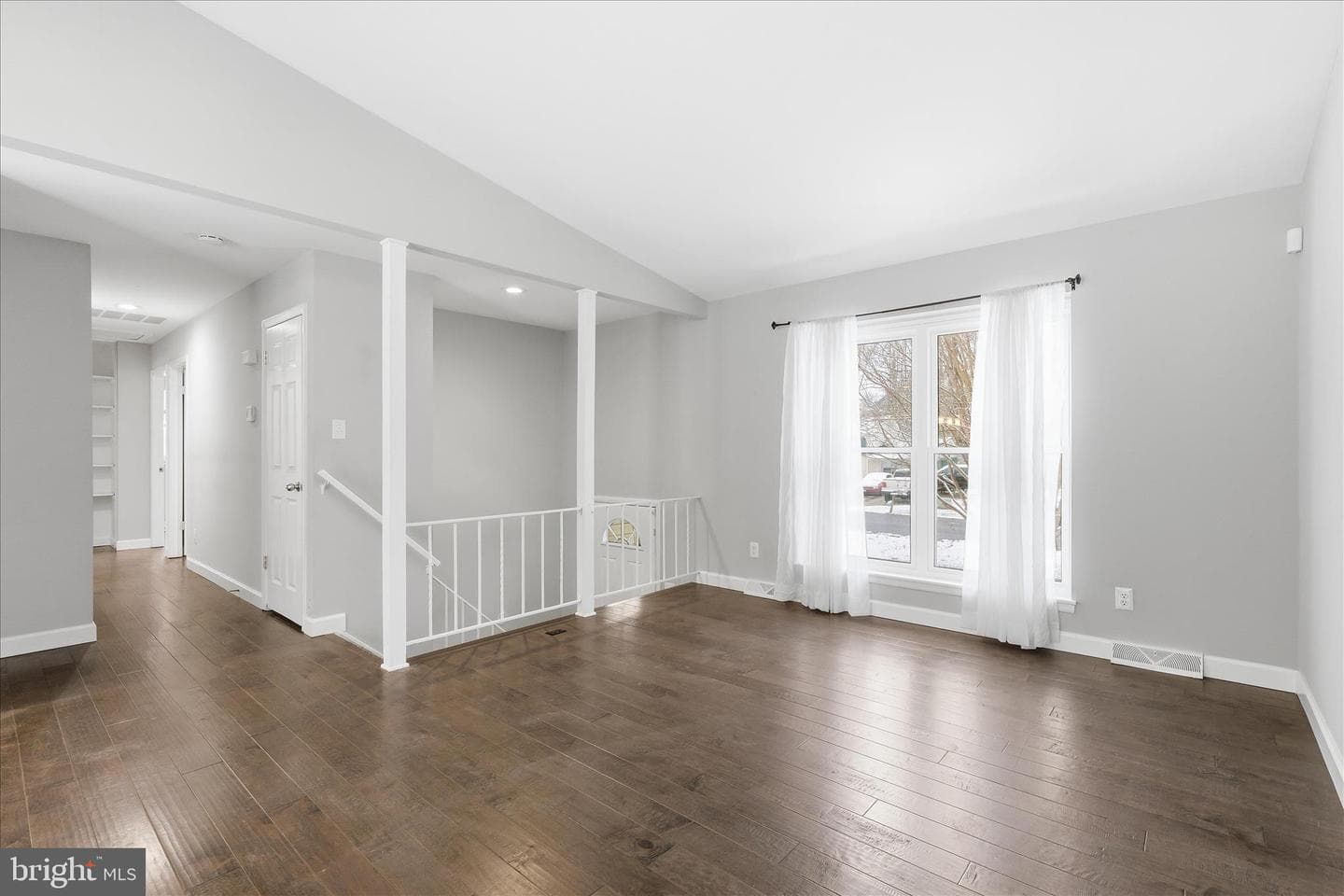 22380 Gough Terrace photo 7
