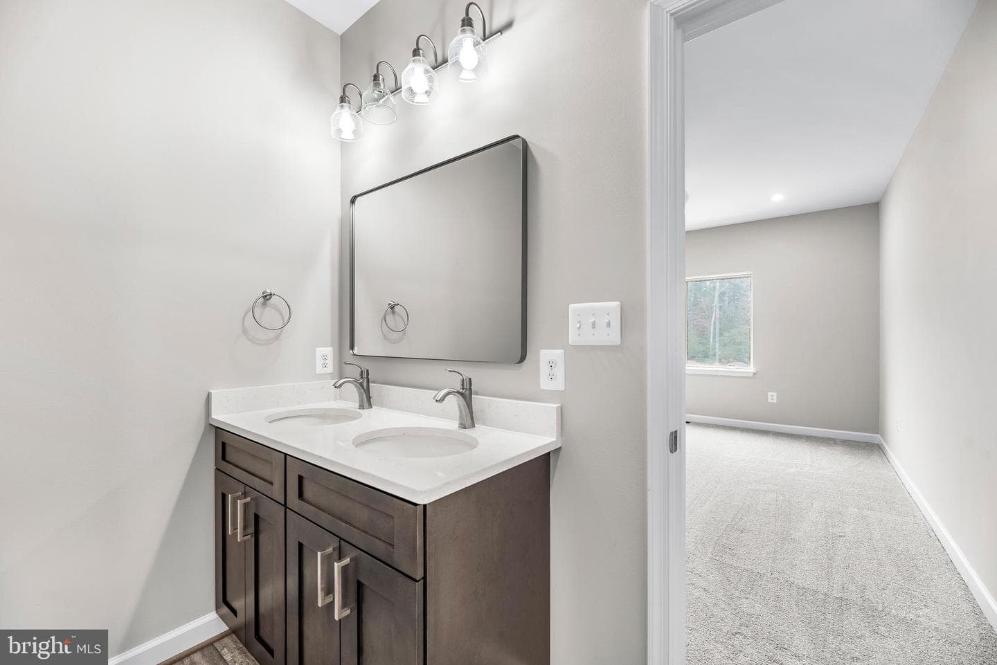 20250 Hawks Way photo 22