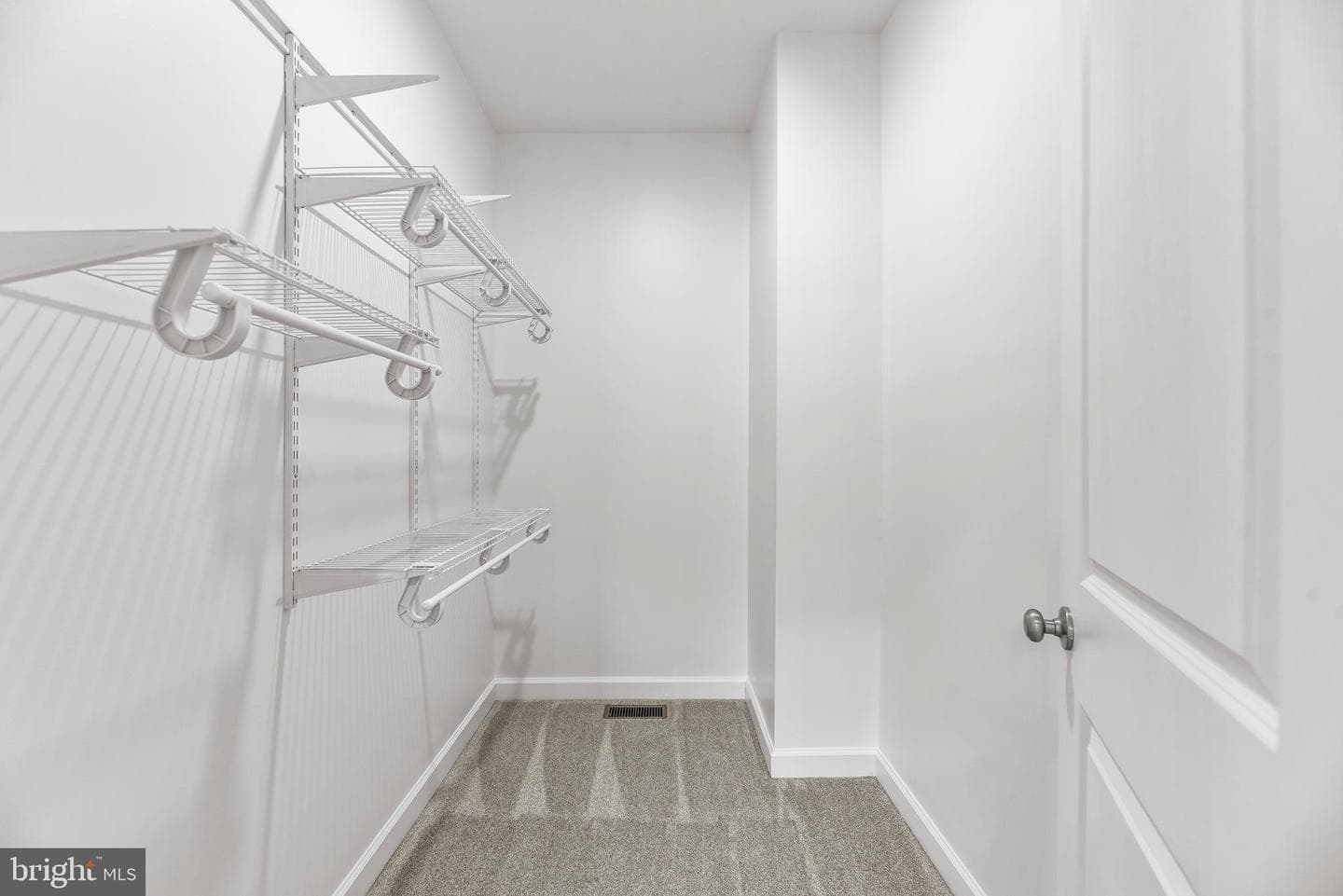20250 Hawks Way photo 23
