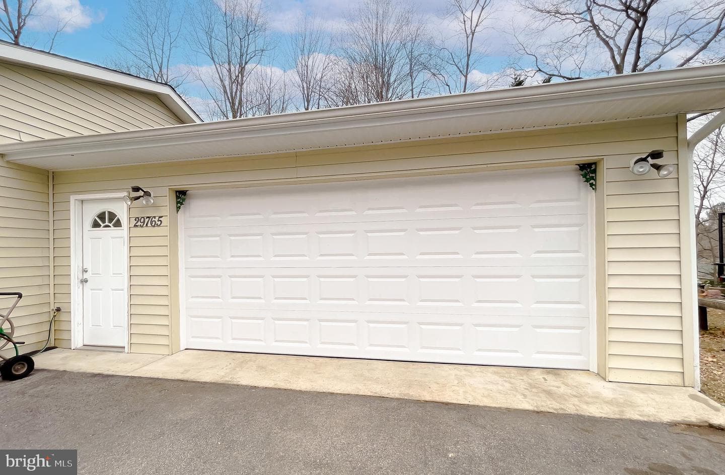 29765 Dogwood Circle photo 12