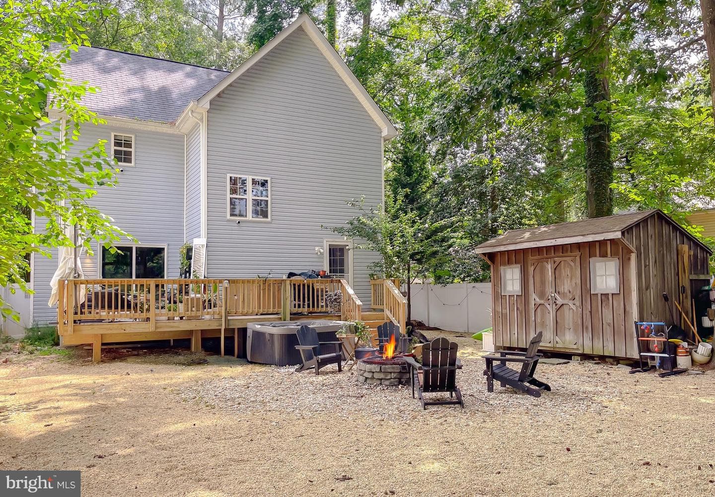 19137 Lake Drive photo 56