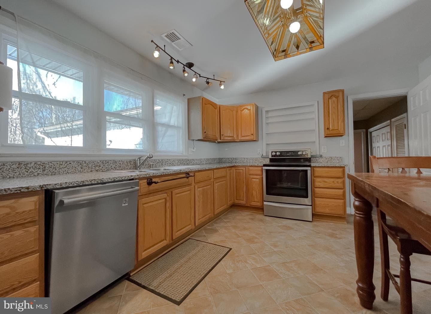 23370 Town Creek Drive photo 15