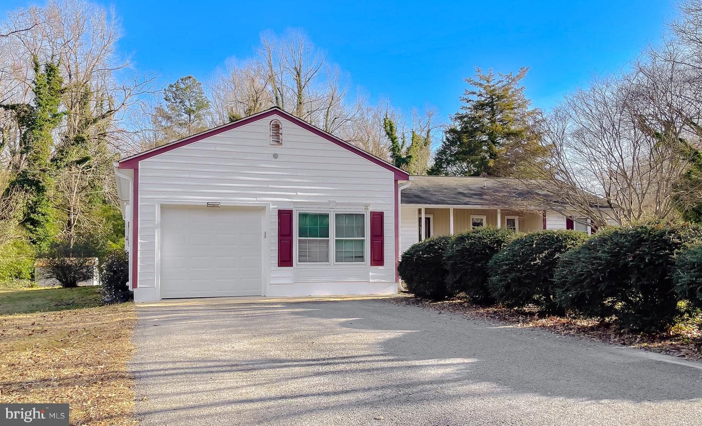 23370 Town Creek Drive photo 2