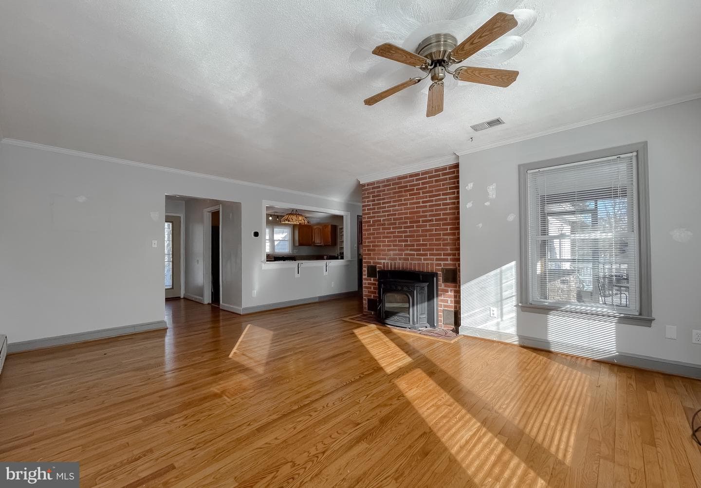 23370 Town Creek Drive photo 5