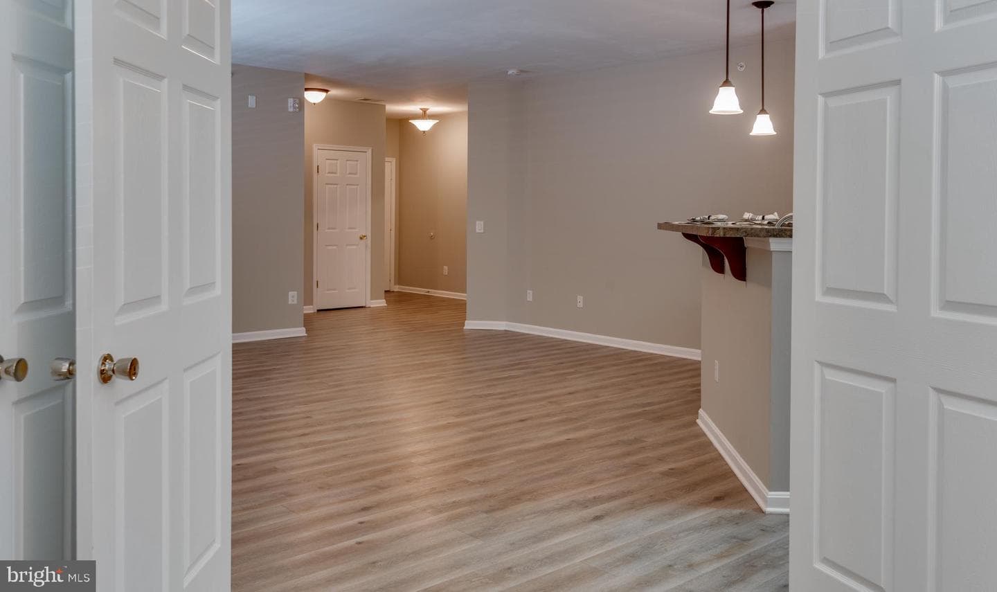 23560 F D R Boulevard #402 photo 21