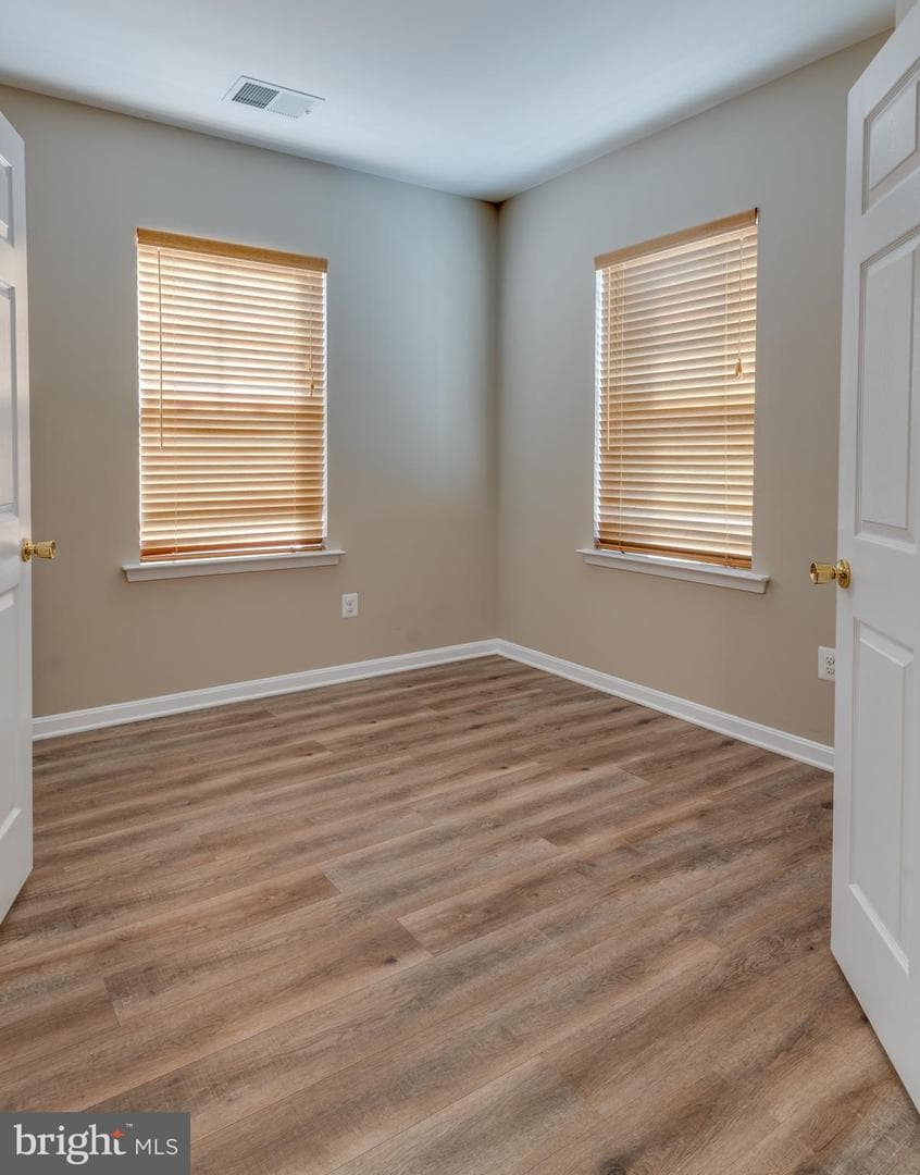 23560 F D R Boulevard #402 photo 5