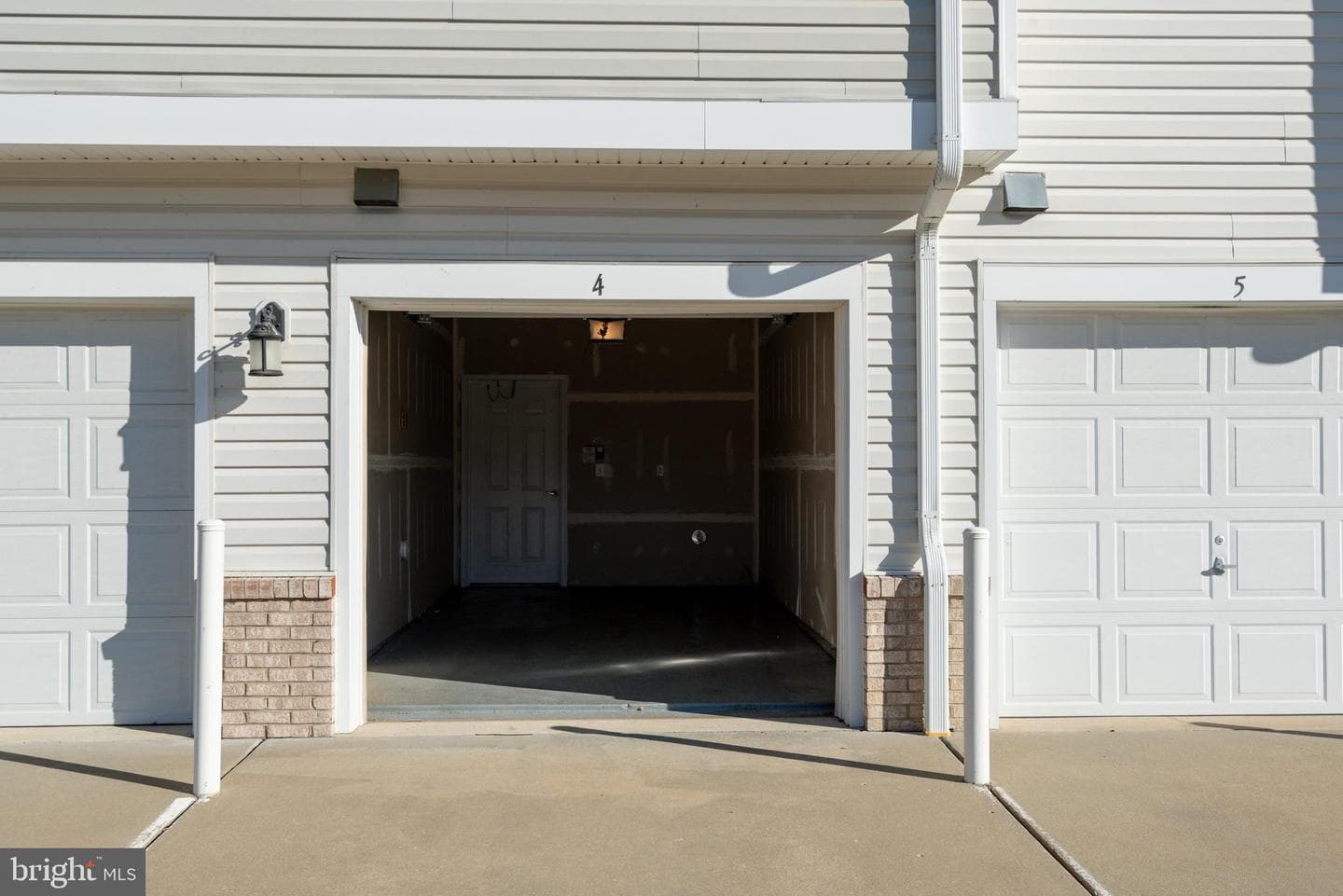 23560 F D R Boulevard #402 photo 6
