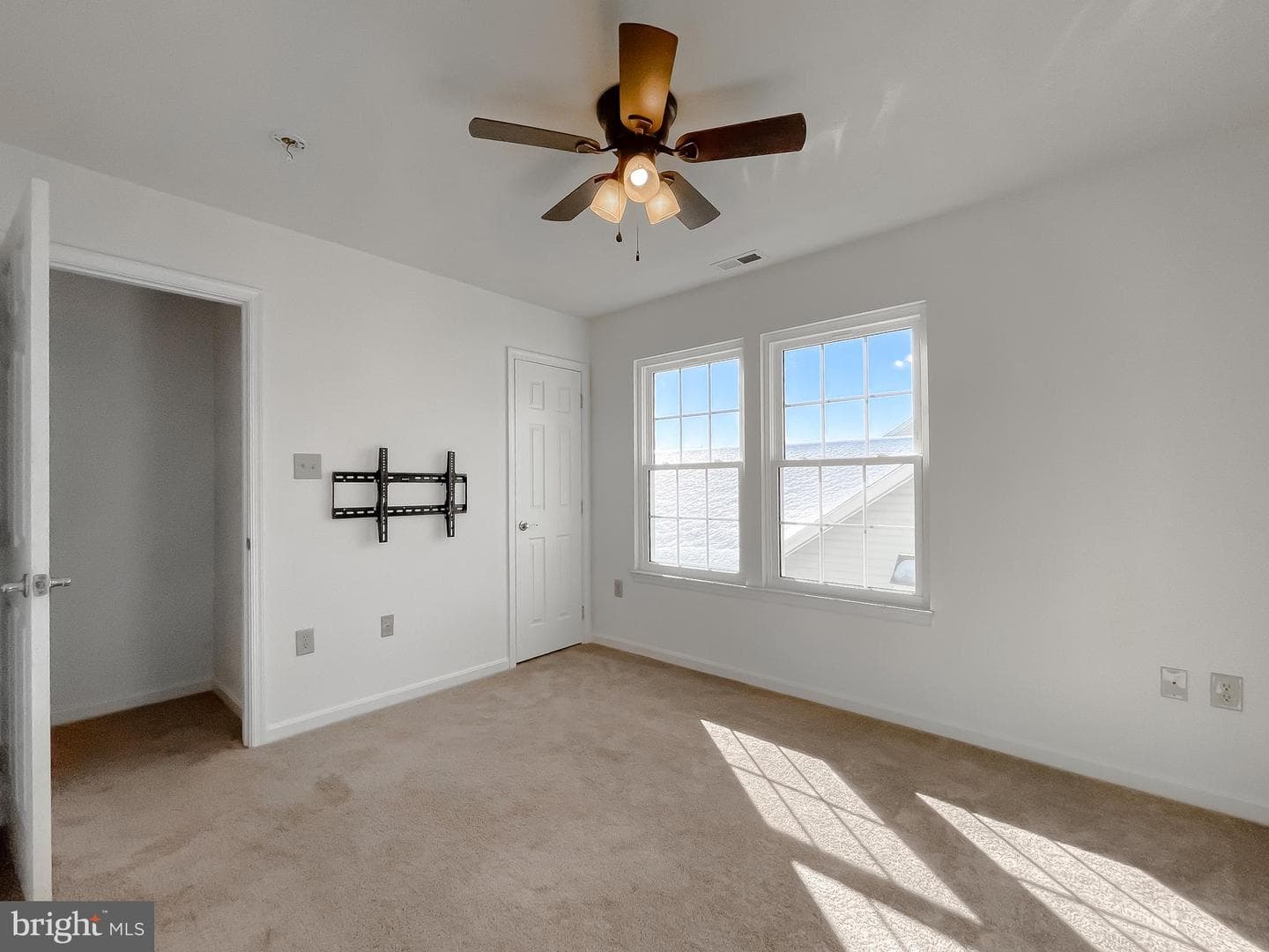 22691 Kinnegad Place photo 32