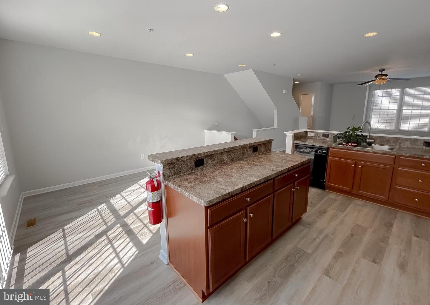 44535 River Otter Drive photo 7