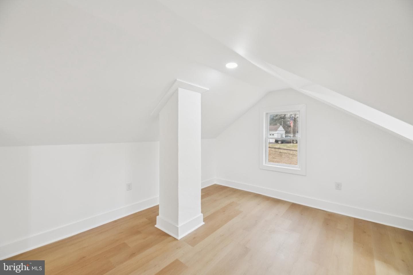 24399 Morgan Road photo 10