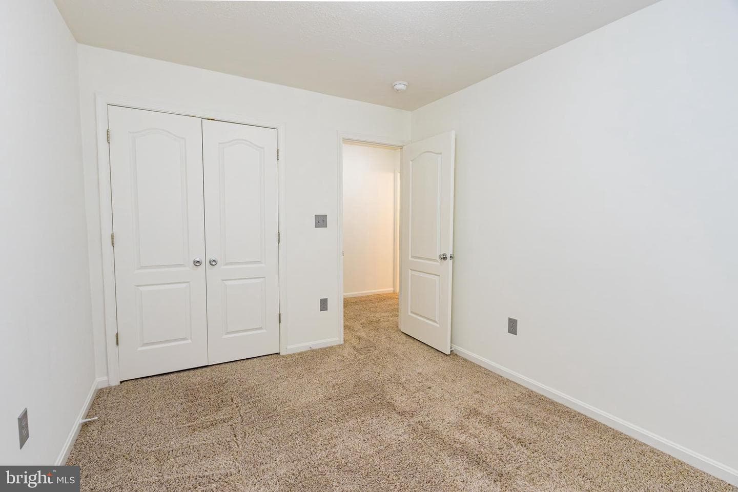 48247 Picketts Harbor Court photo 33
