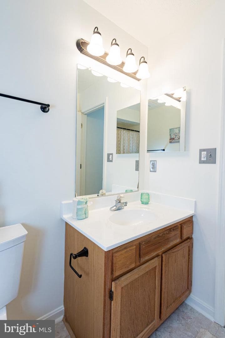 48247 Picketts Harbor Court photo 34