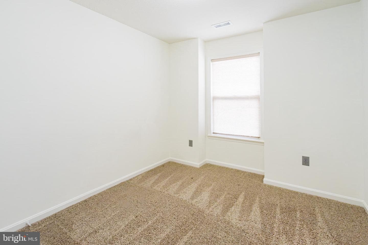 48247 Picketts Harbor Court photo 35