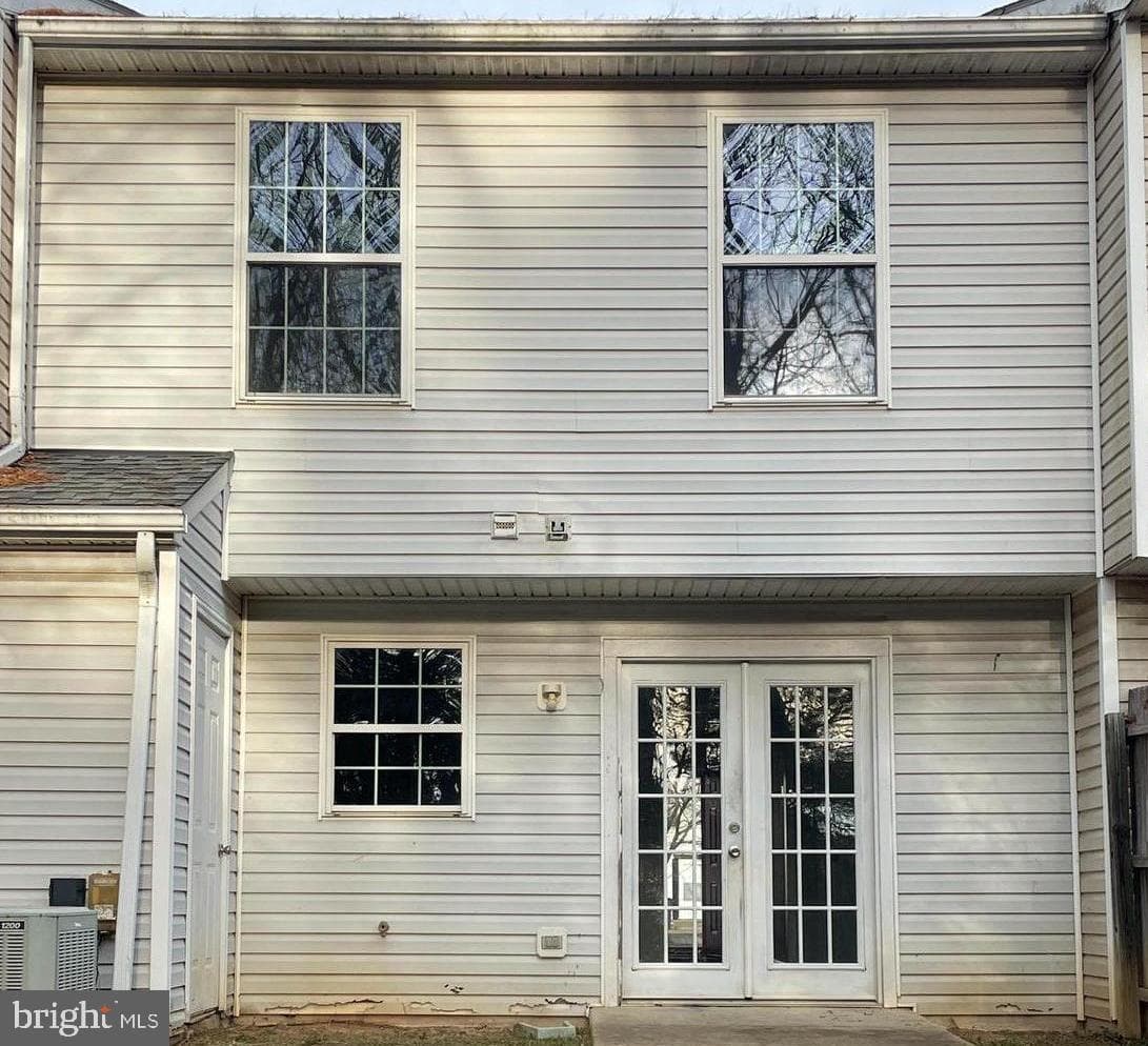 45831 Wolftrap Way photo 2