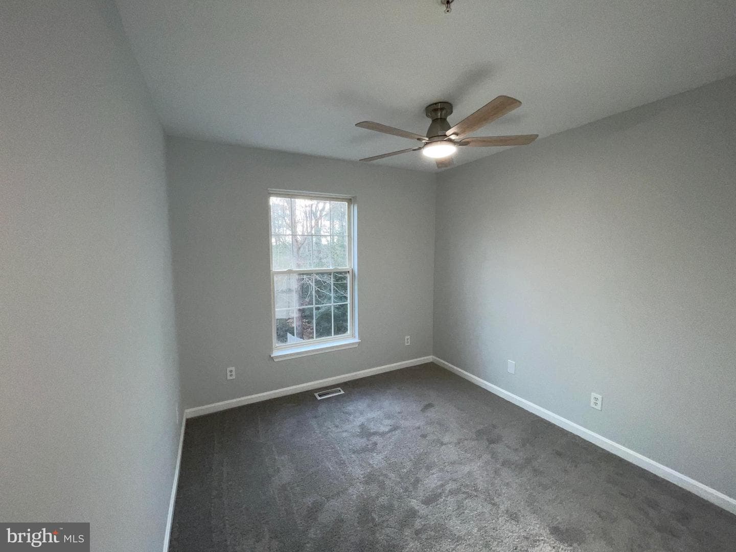 45831 Wolftrap Way photo 23