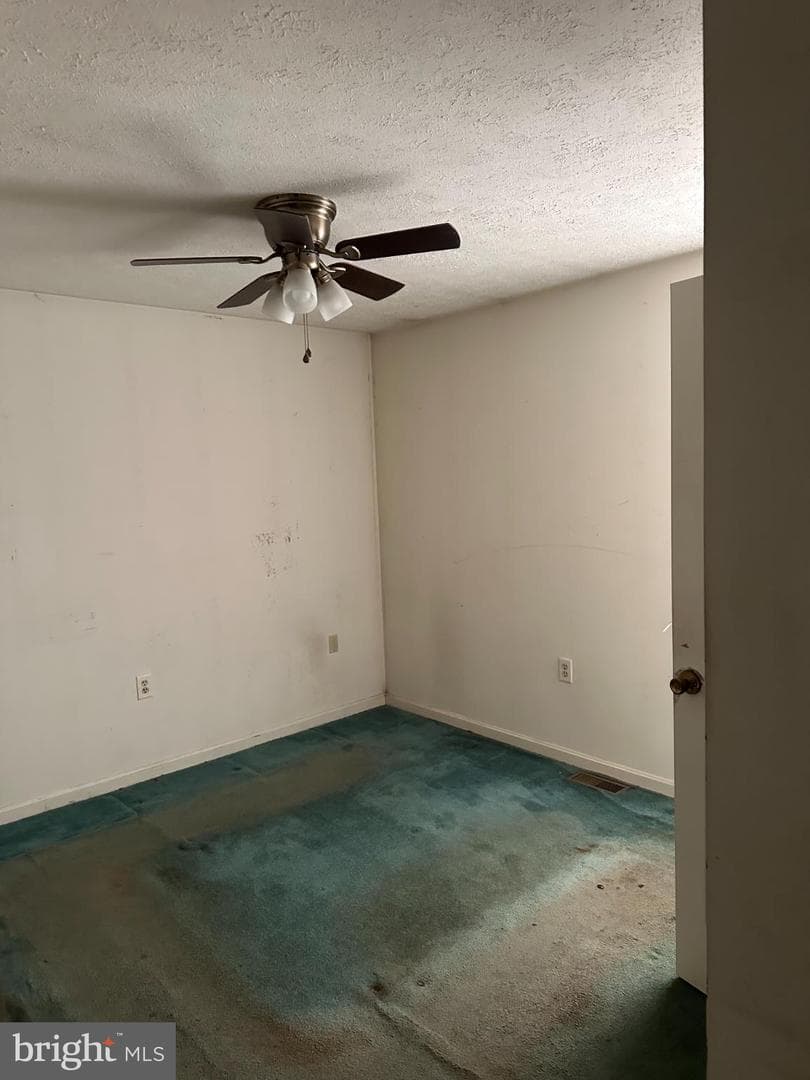 39494 Jarrell Drive photo 6