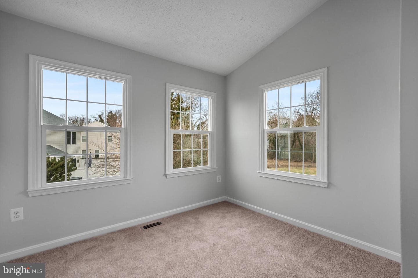 22107 Saint Josephs Circle photo 27
