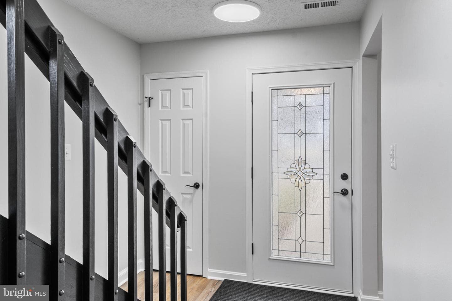 22107 Saint Josephs Circle photo 3