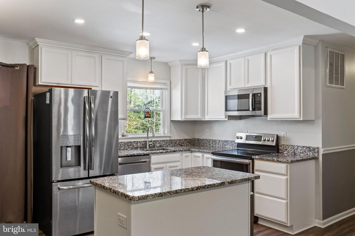 26596 Yowaiski Mill Road photo 3