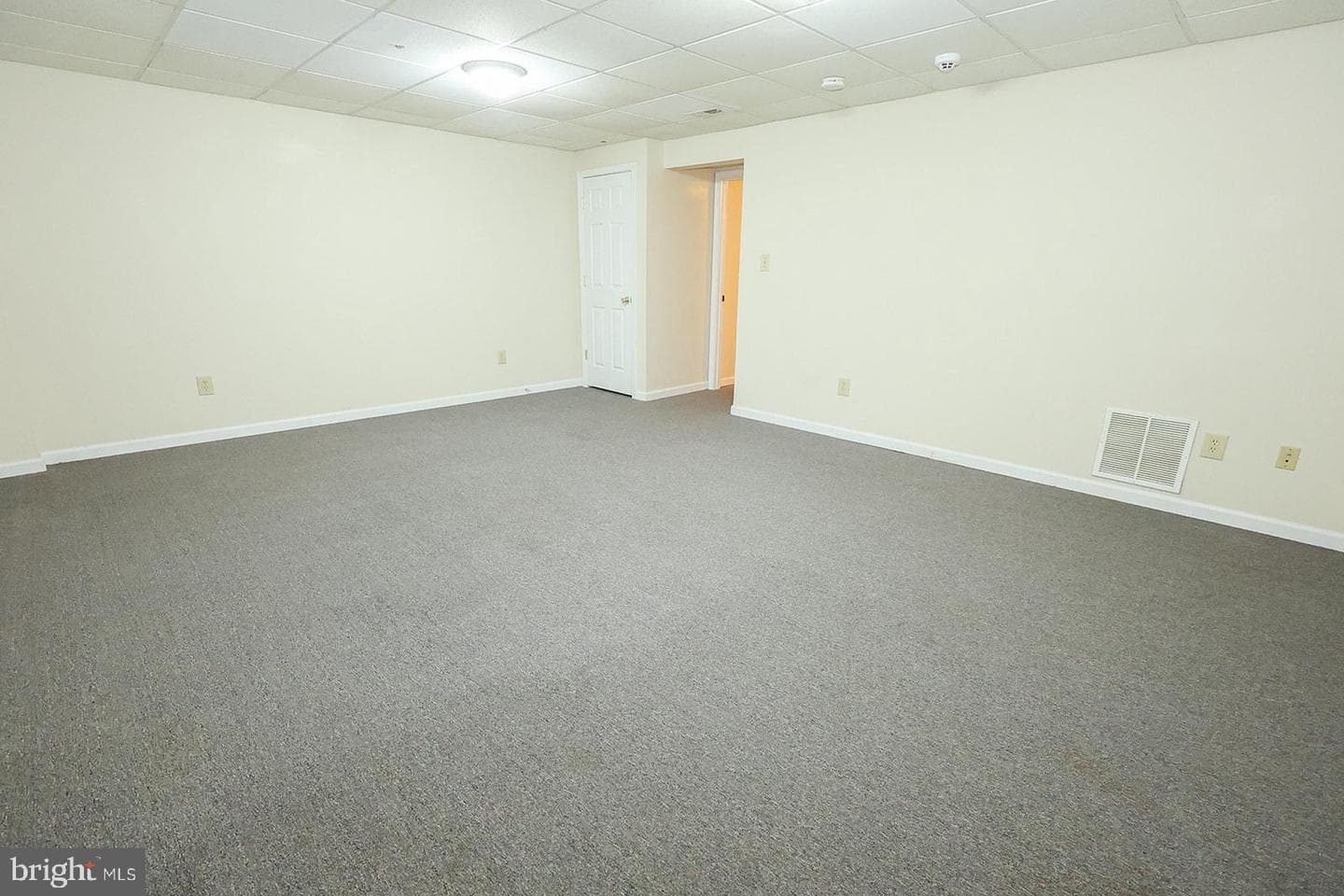 45289 Woodstown Way photo 32