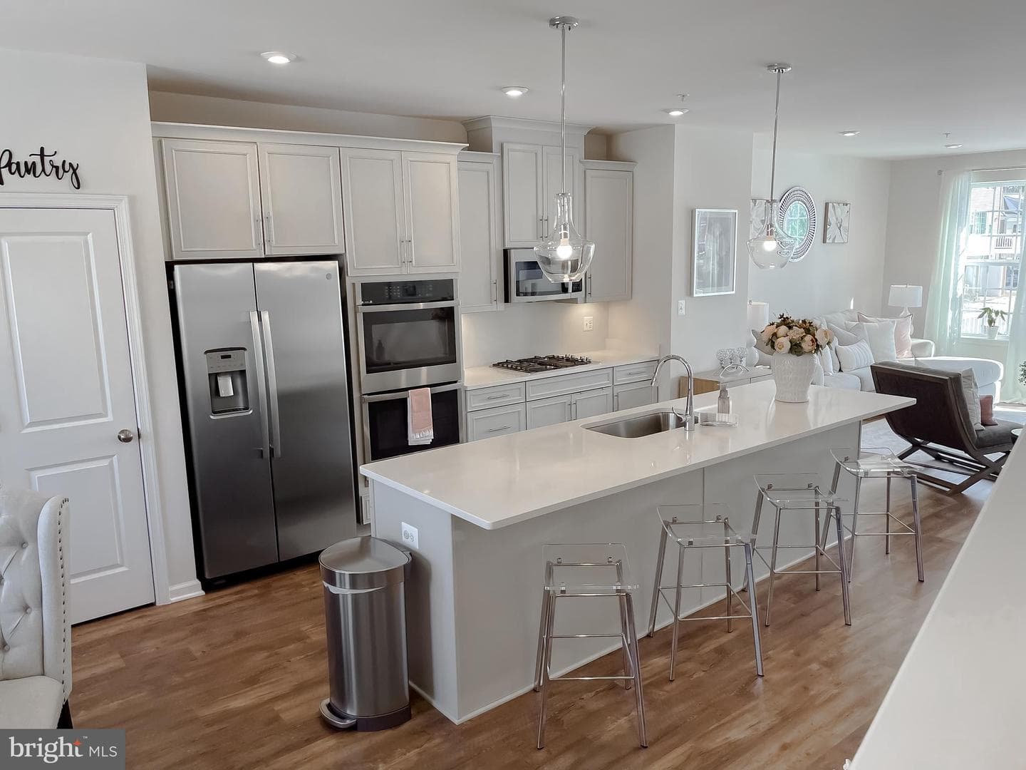 23084 Vanda Way photo 28