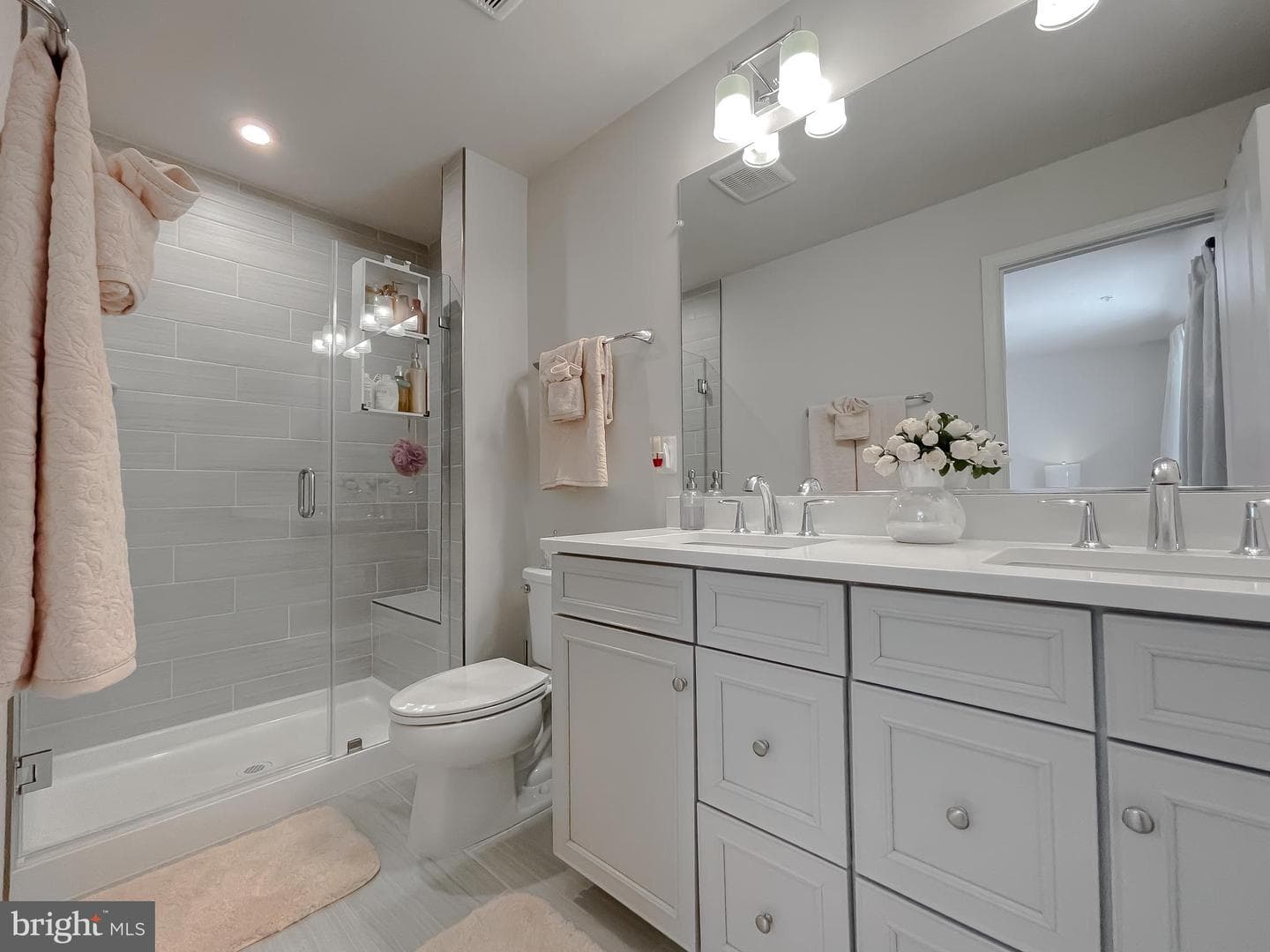 23084 Vanda Way photo 33