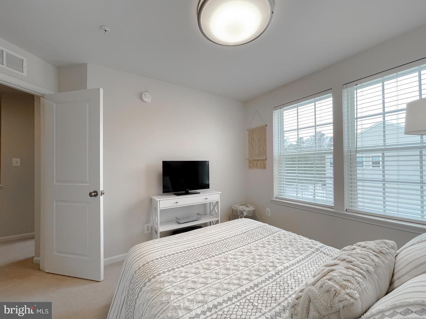 23084 Vanda Way photo 40