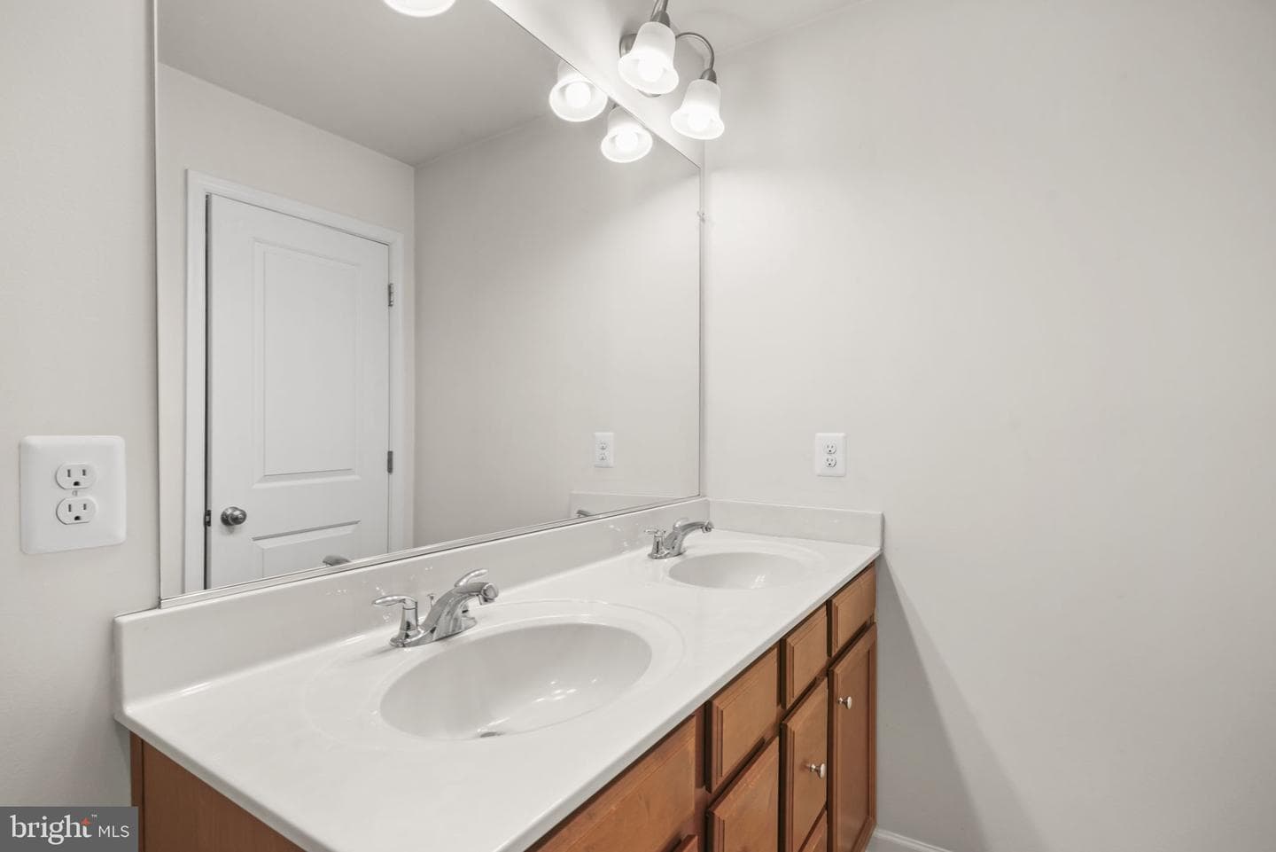 43748 Winterberry Way photo 21