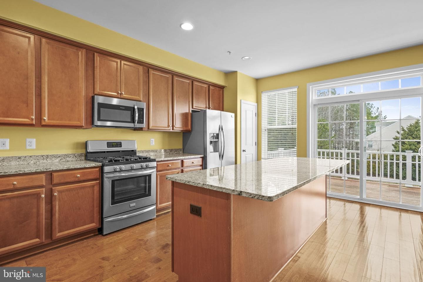 43748 Winterberry Way photo 3