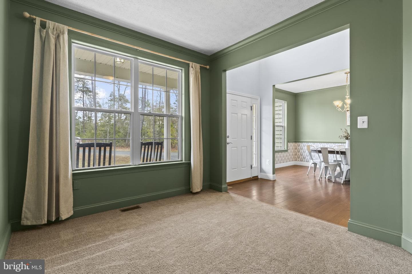 46118 Edgemore Way photo 6