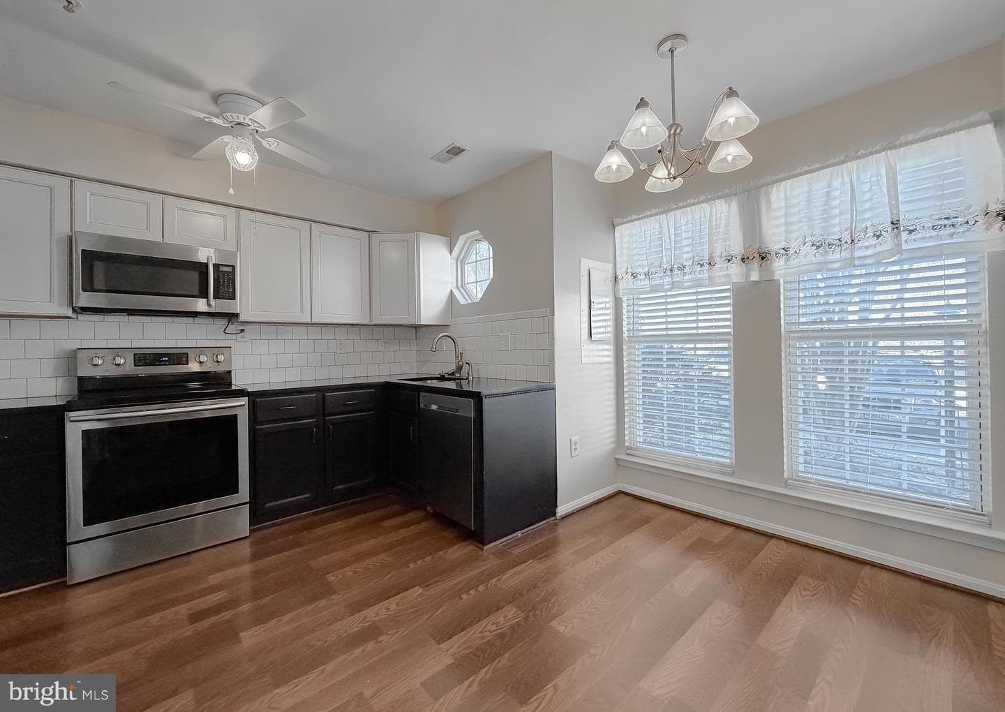21099 Jenna Court photo 9