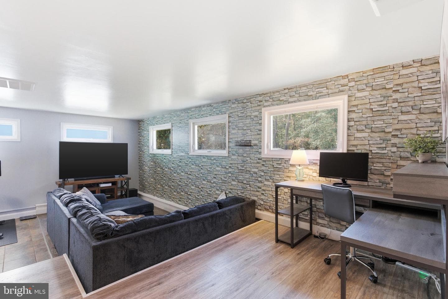 21427 Lee Drive photo 28