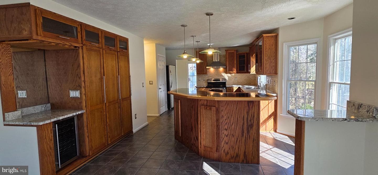 23188 Cherry Hill Court photo 12