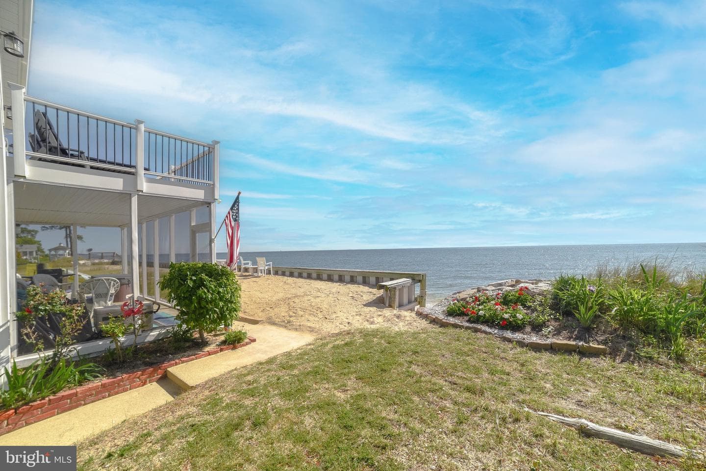 15370 Holly Drive photo 4