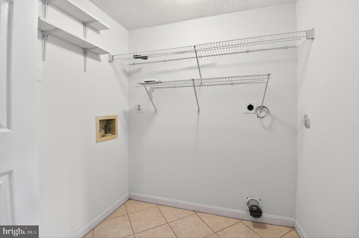 22045 Saint Gabriels Circle photo 18