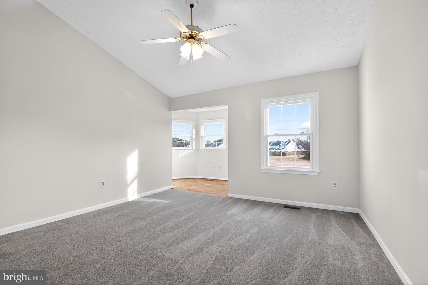 22045 Saint Gabriels Circle photo 6
