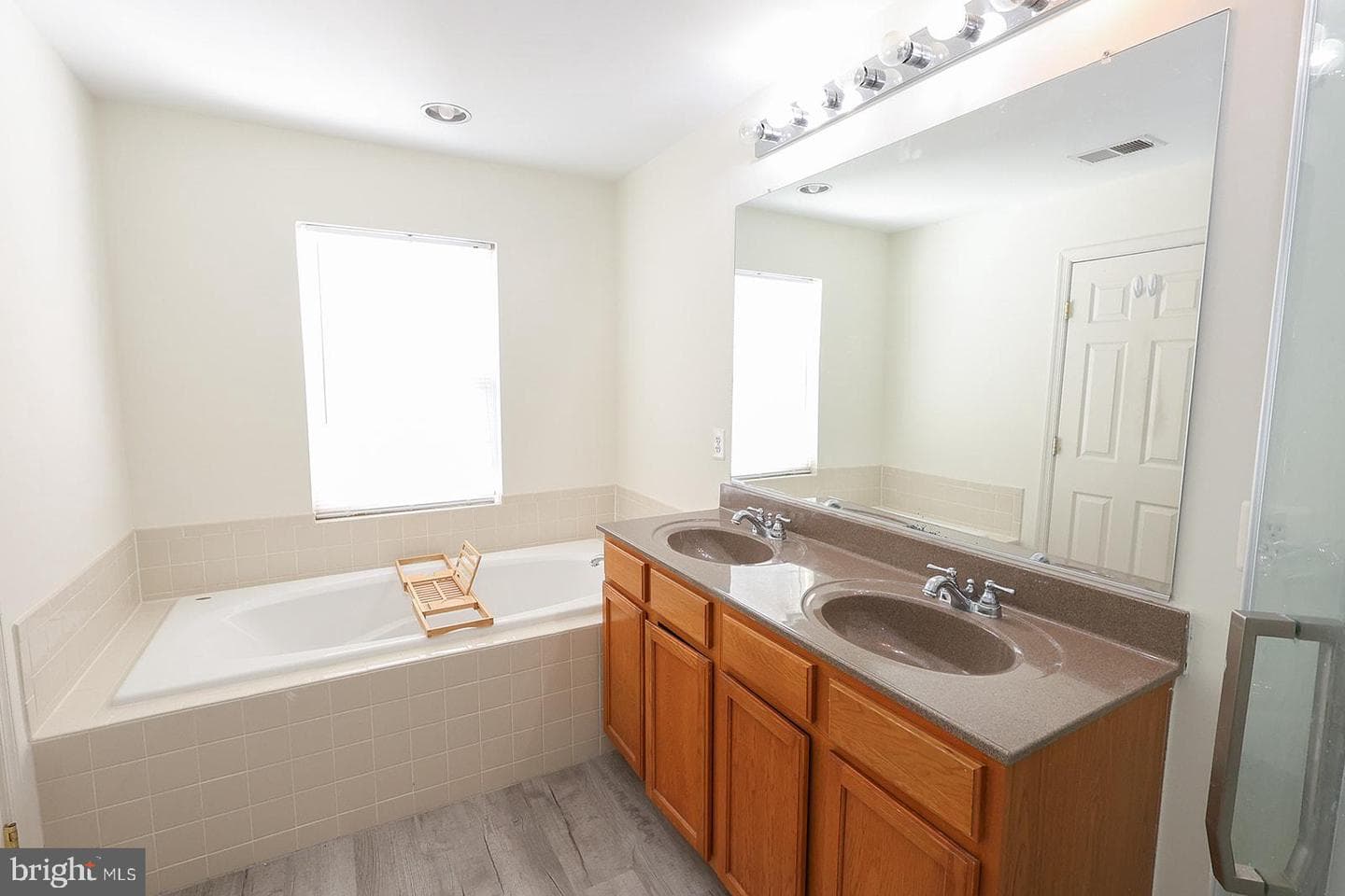21355 Jettison Drive photo 36