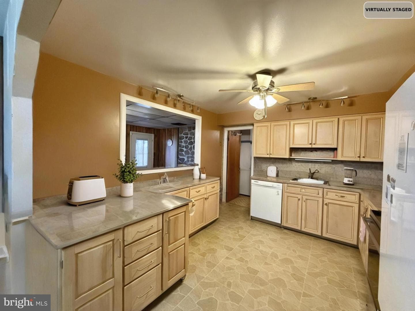 29866 Jefferson Road photo 3