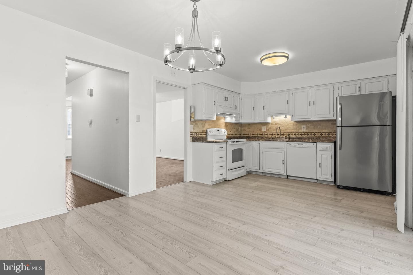 22424 Greenview Court photo 13
