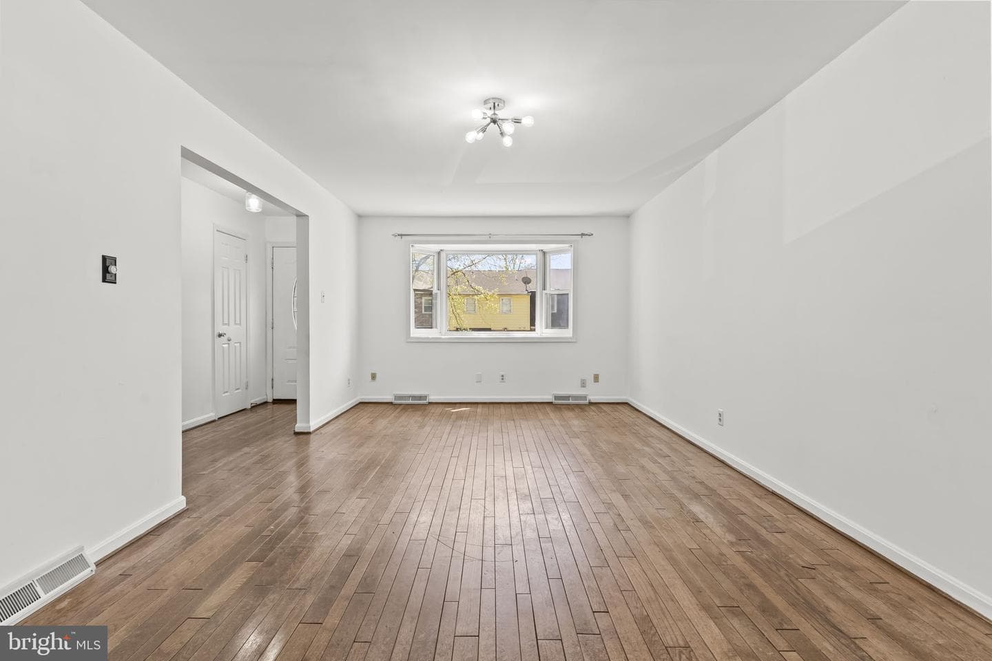 22424 Greenview Court photo 4