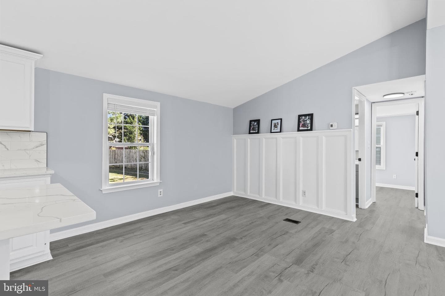 21488 Forest Run Drive photo 9