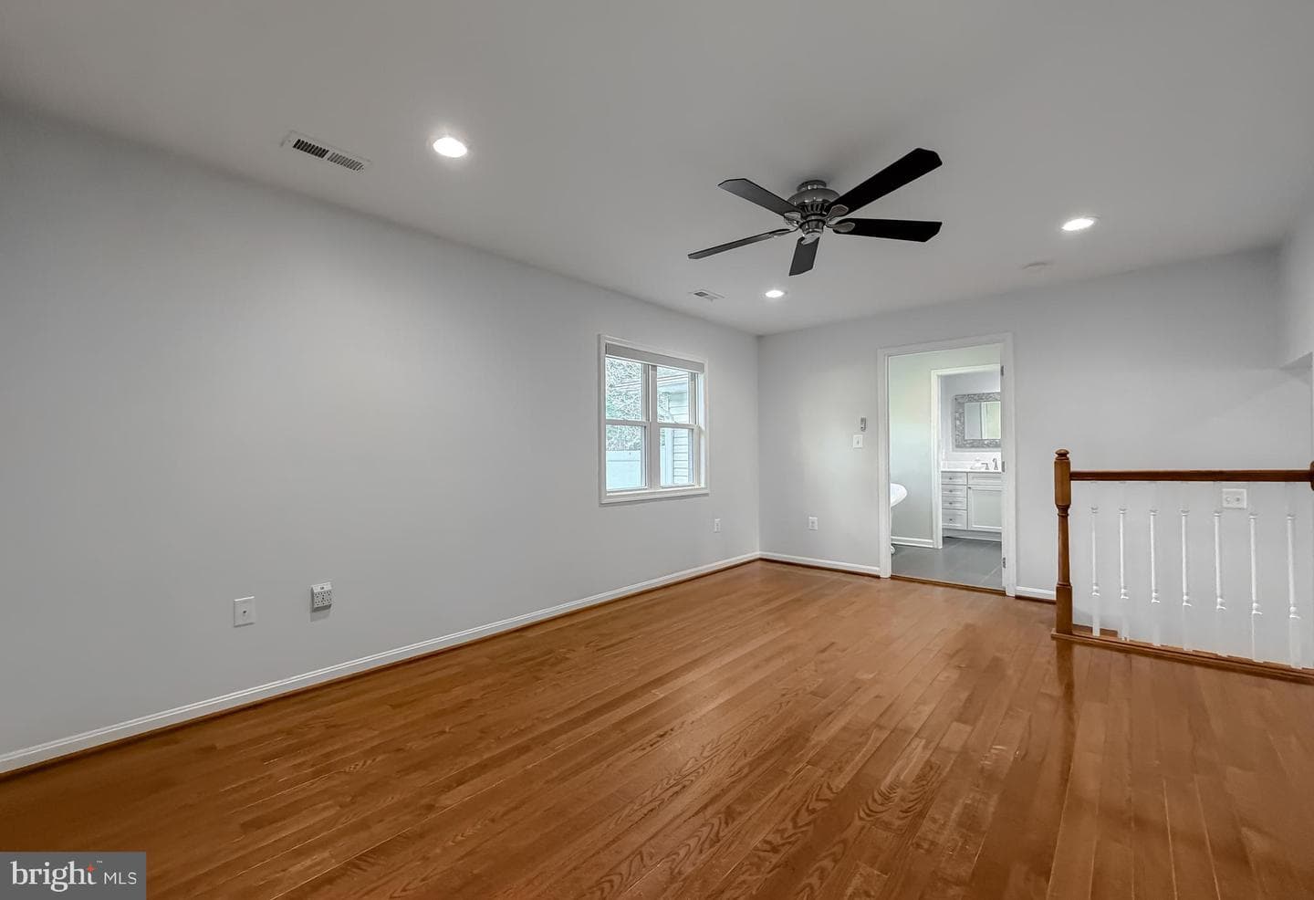 44939 Shore Drive photo 32