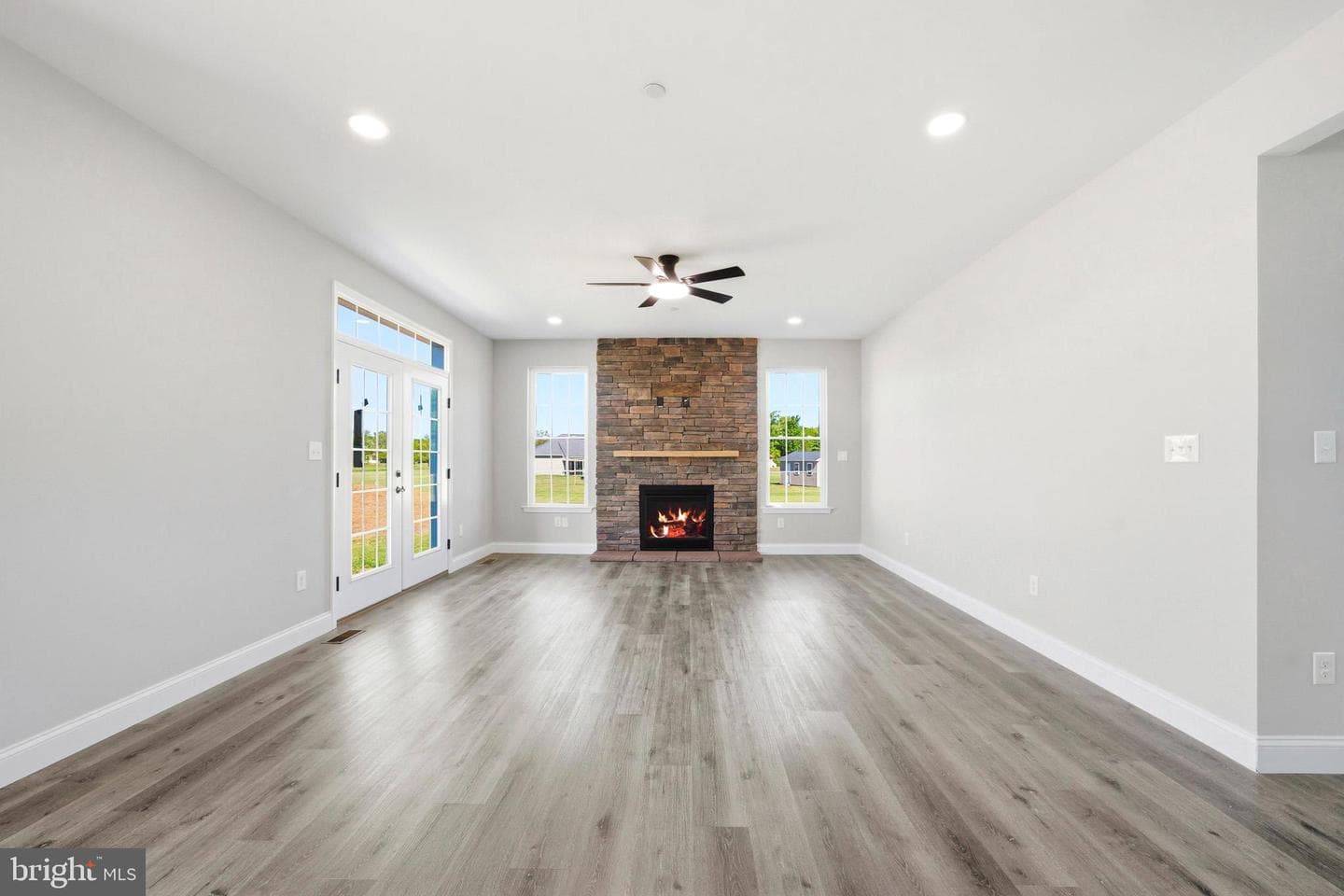 49845 Saint Jeromes Place photo 21