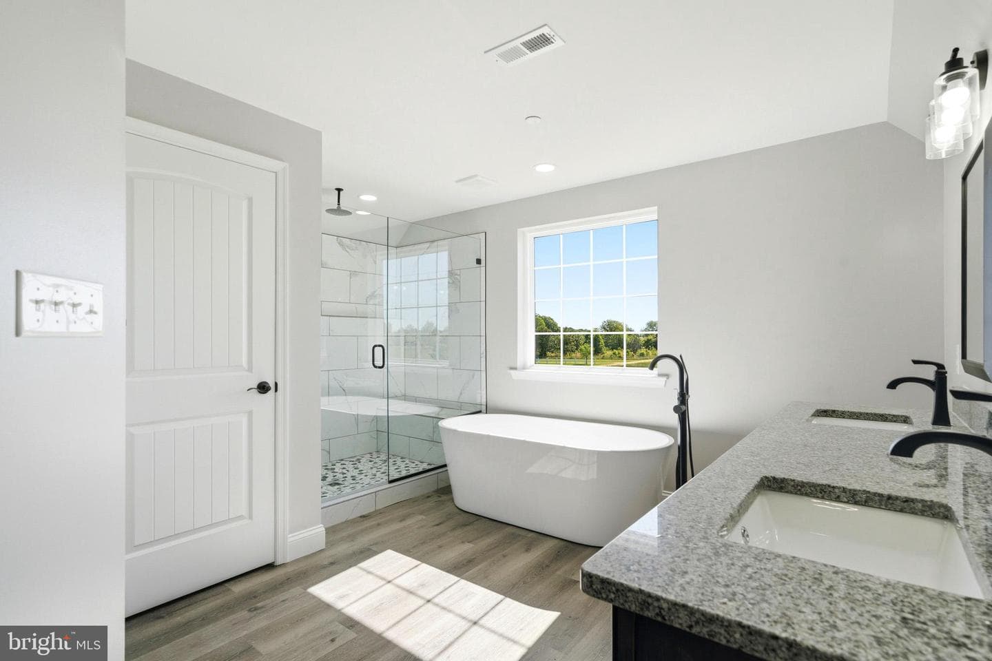 49845 Saint Jeromes Place photo 34
