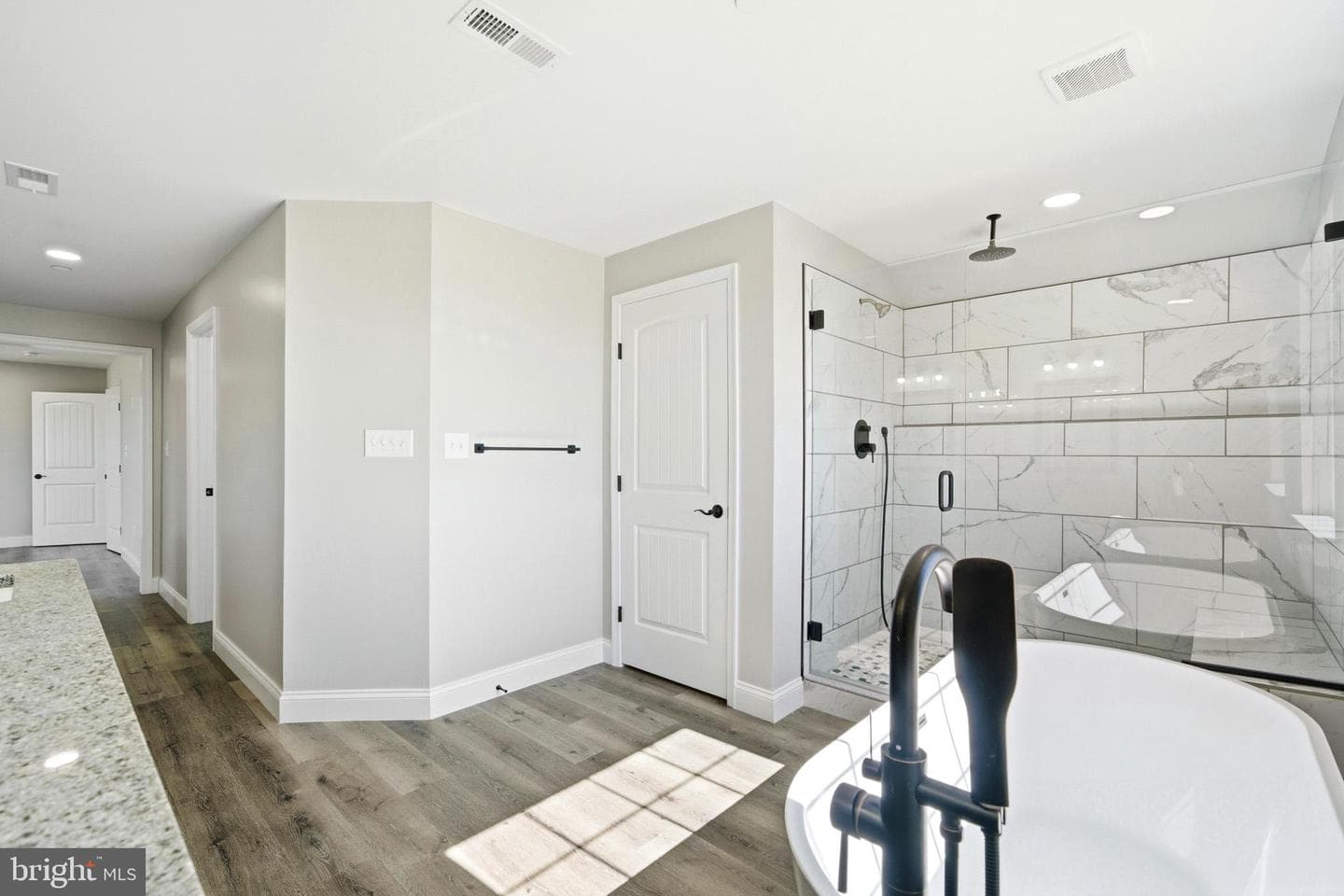 49845 Saint Jeromes Place photo 39