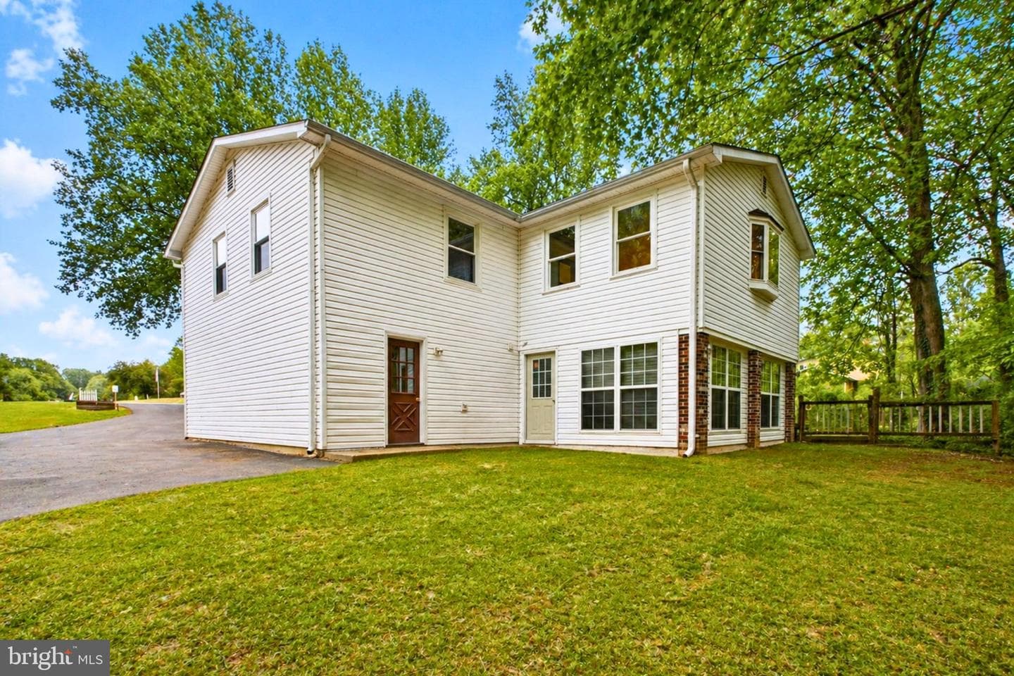 39510 Pocahontas Drive photo 23