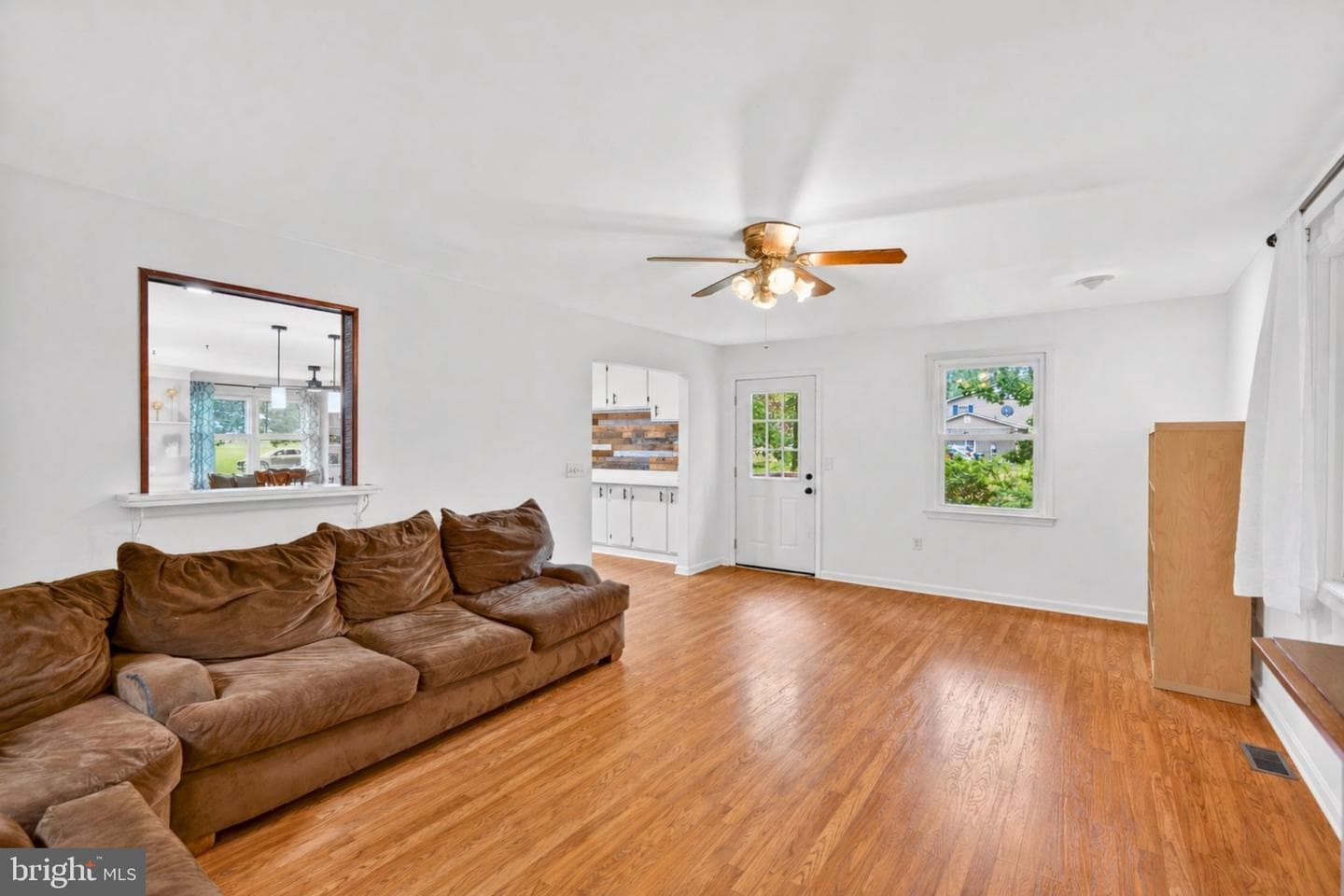 39510 Pocahontas Drive photo 5