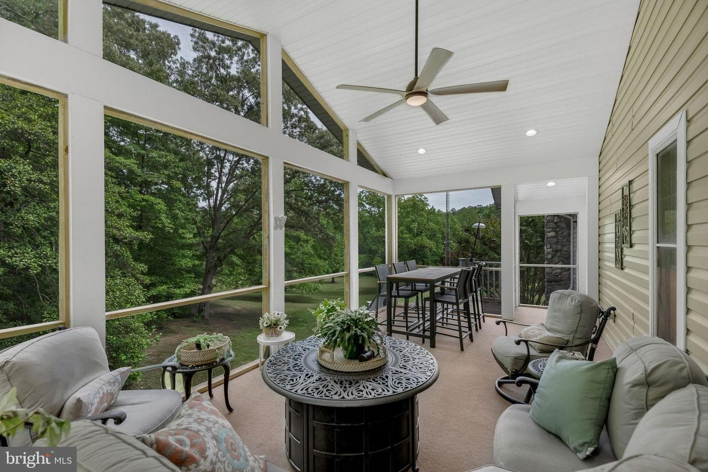 29542 Carol Lane photo 2