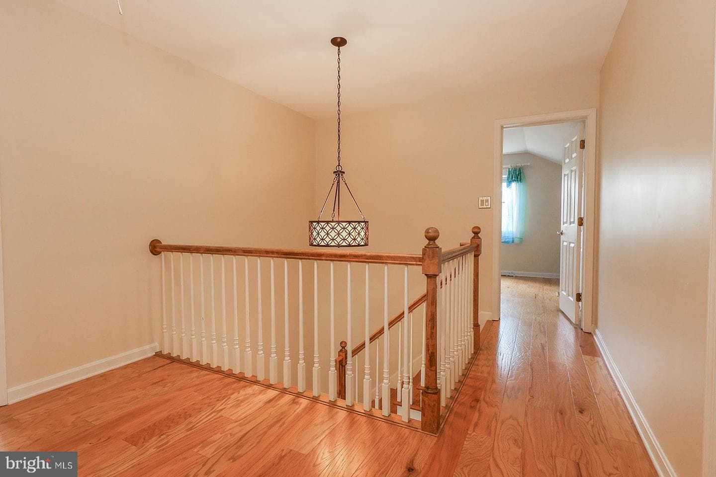 23256 Oak Crest Lane photo 7